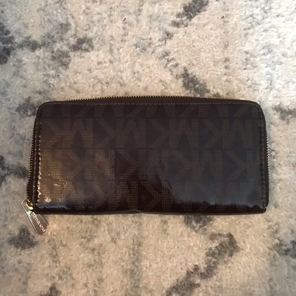 Brown MIchael Kors Wallet - Picture 2 of 3